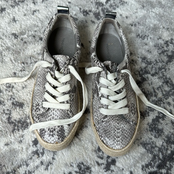 Treasure & Bond “snakeskin” sneakers - Picture 10 of 10